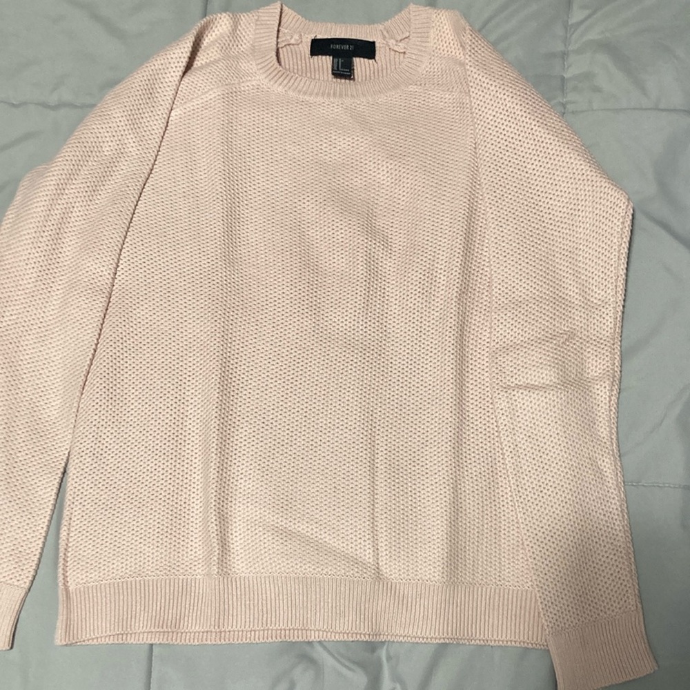 Long Sleeve Sweater - small - Forever 21